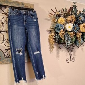 Lovervet Trendy Frayed Hem Cropped Jeans. Excellent Condition Size 27